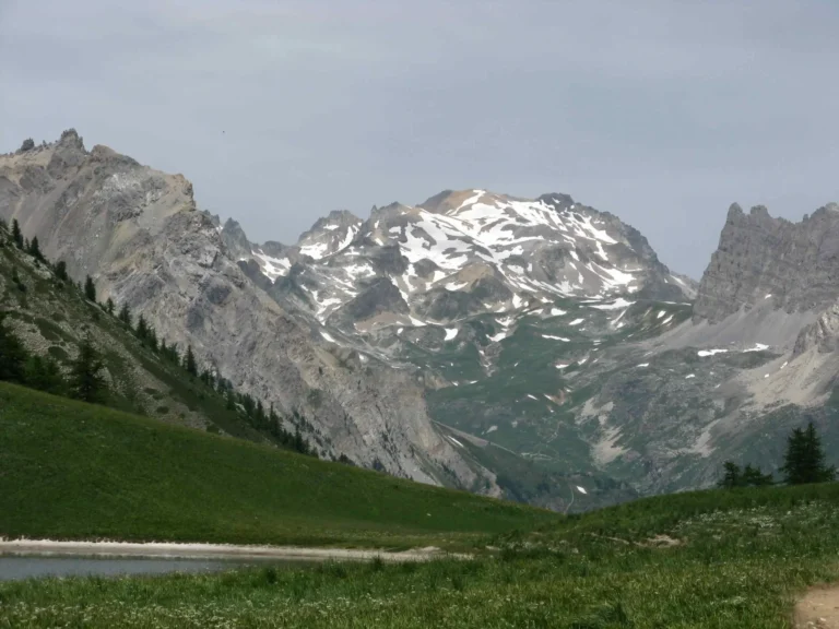 Mont Thabor : Guide Complet Randonnées et Activités 🌄